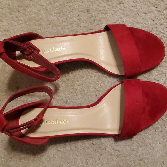 NEW, Size 10, Cityclassified, red suede ladies sandals - Picture 1 of 4